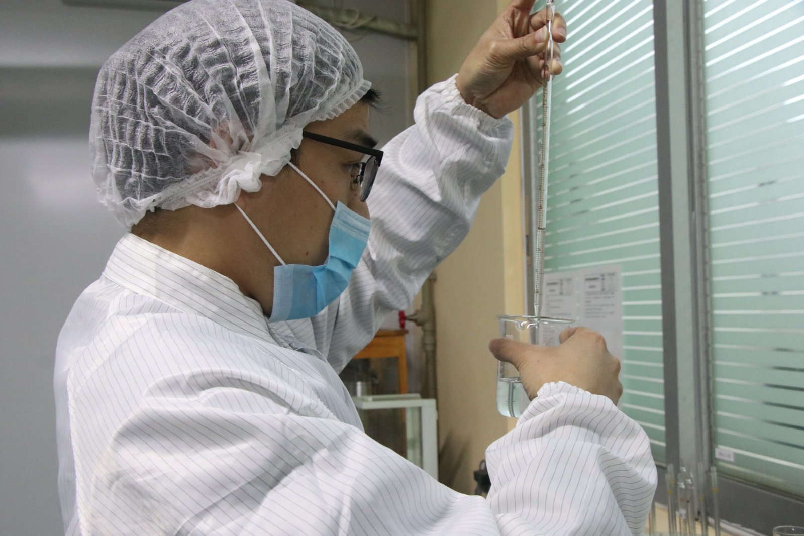 Natural sprinkles quality control: colour stability testing, custom colour matching and batch checks in the production facility
